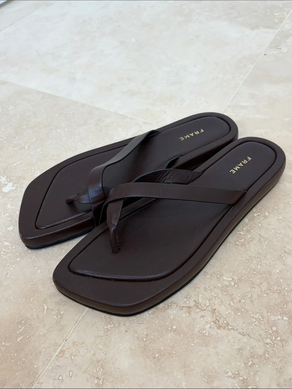 Frame Le Montauk Chocolate Brown Leather Cross Sandals Size 38